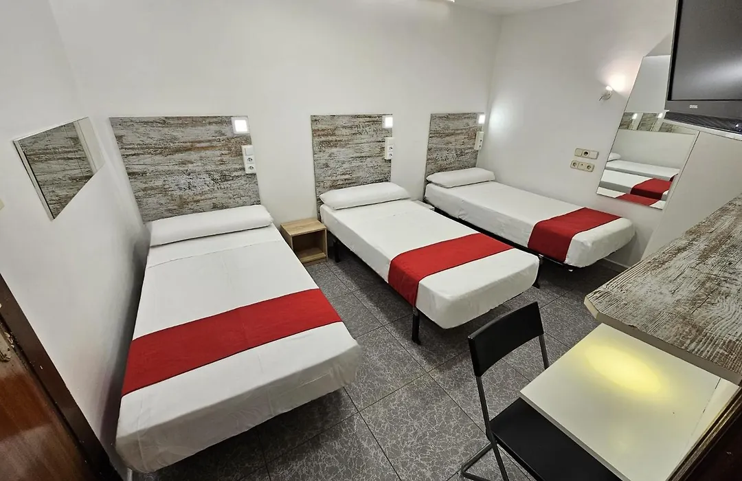 Hostal Las Vegas-1
